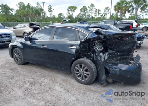 2015 Nissan Altima 2.5 S z USA, uszkodzony, nr VIN 1N4AL3AP1FC491720